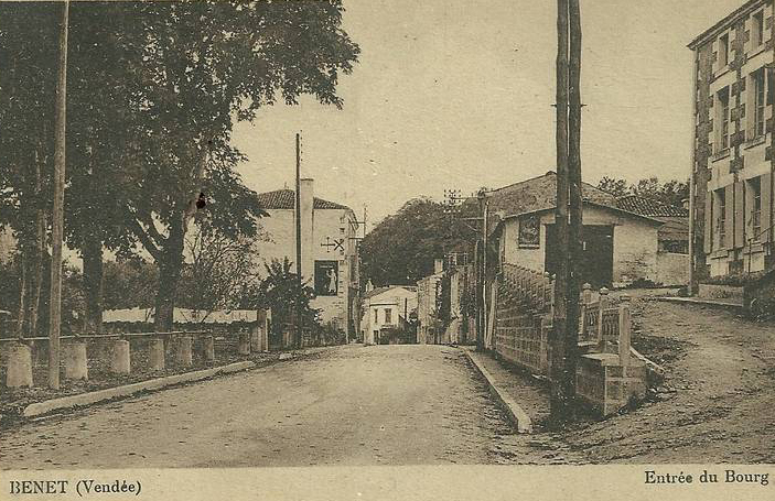Entrée du Bourg